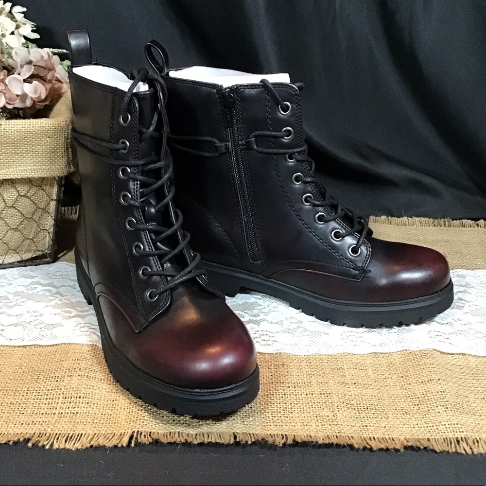 SO Bowfin Burgundy Combat Boots 8.5 W